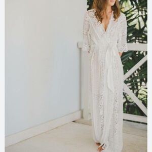 Le Rose Lace Bridal Maxi Robe Ivory S/M
